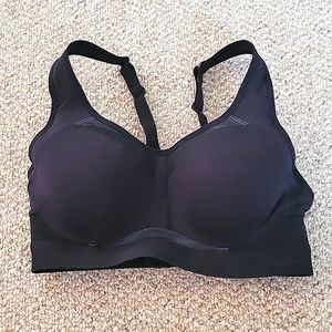 NWOT.Champion high impact bra.  32 DD. Black